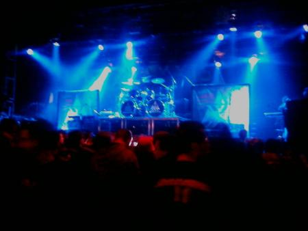 axxis 1 va nous maitre en condission pour le reste de la soire 